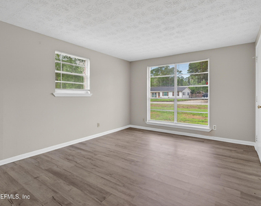 4257 Packard Drive - Photo Thumbnail 6