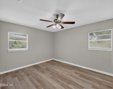 12351 Condor Drive - Photo Thumbnail 11