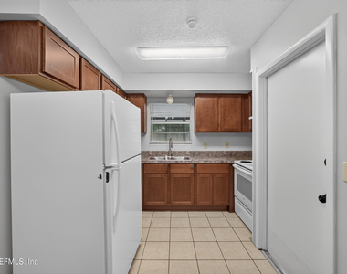 12351 Condor Drive - Photo Thumbnail 8