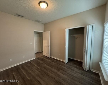 2849 Copperwood Avenue - Photo Thumbnail 13