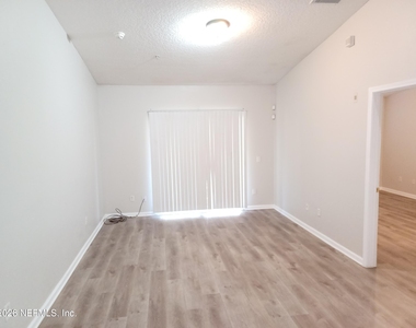 3610 Kirkpatrick Circle - Photo Thumbnail 2