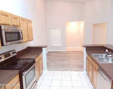 3610 Kirkpatrick Circle - Photo Thumbnail 8