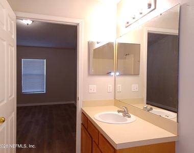 3610 Kirkpatrick Circle - Photo Thumbnail 13