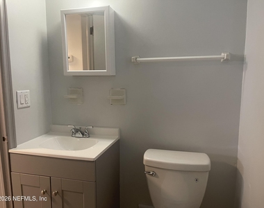 530 Myra Street - Photo Thumbnail 19