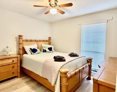 133 Bermuda Court - Photo Thumbnail 8