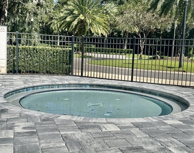 133 Bermuda Court - Photo Thumbnail 13