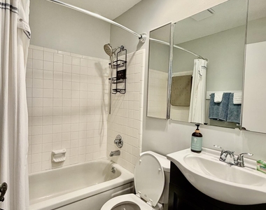 133 Bermuda Court - Photo Thumbnail 9