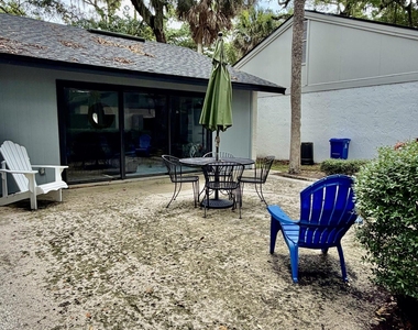 133 Bermuda Court - Photo Thumbnail 10