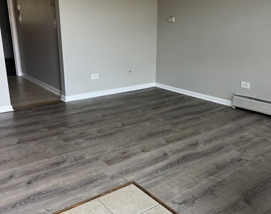 1340 N Main Street - Photo Thumbnail 2