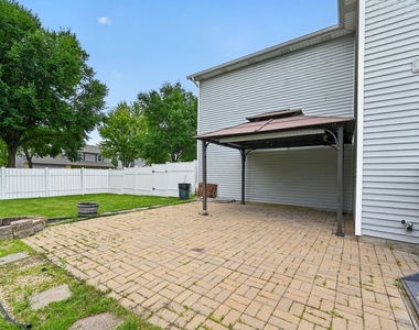 1301 Brookfield Drive - Photo Thumbnail 29