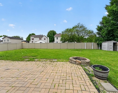 1301 Brookfield Drive - Photo Thumbnail 31