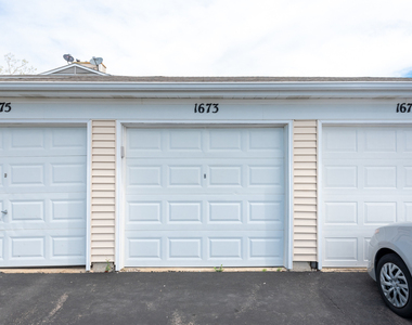 1673 Cornell Drive - Photo Thumbnail 18
