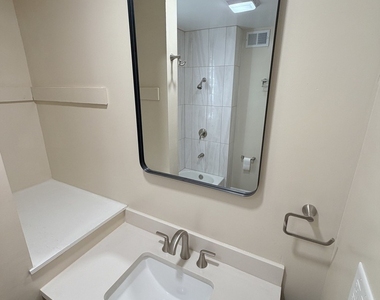 1455 N Washtenaw Avenue - Photo Thumbnail 9