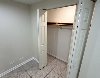 1455 N Washtenaw Avenue - Photo Thumbnail 14