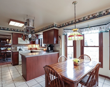 1162 Sandhurst Drive - Photo Thumbnail 5