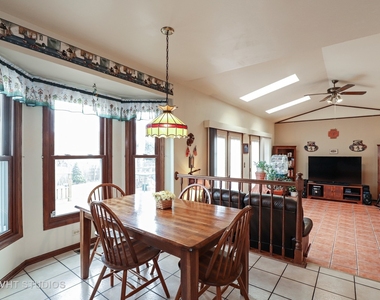 1162 Sandhurst Drive - Photo Thumbnail 6