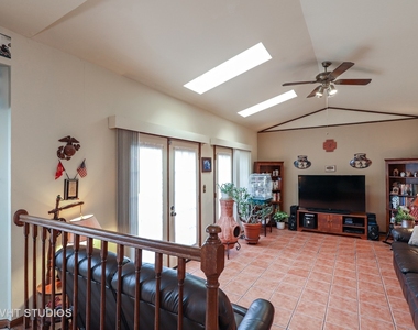 1162 Sandhurst Drive - Photo Thumbnail 7