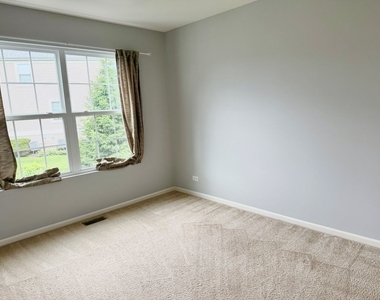 1678 Windward Drive - Photo Thumbnail 11