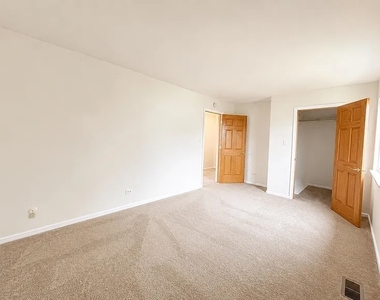 1661 Cornell Drive - Photo Thumbnail 7