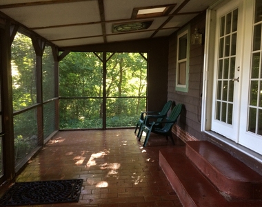 718 Three Oaks Road - Photo Thumbnail 2