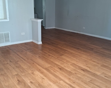 2204 Hebron Avenue - Photo Thumbnail 4