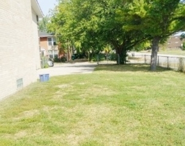 2204 Hebron Avenue - Photo Thumbnail 2