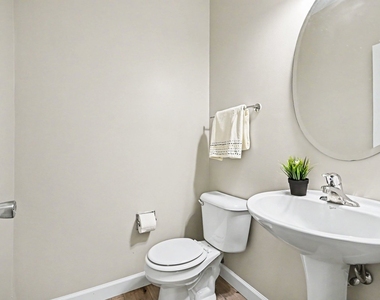 2531 Congress Avenue - Photo Thumbnail 7