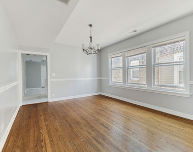 8139 S Sangamon Street - Photo Thumbnail 8