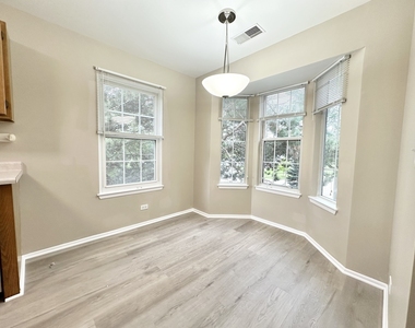 1202 Clearview Court - Photo Thumbnail 4