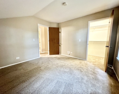 1202 Clearview Court - Photo Thumbnail 16