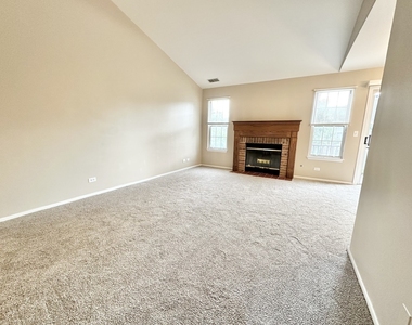 1202 Clearview Court - Photo Thumbnail 8