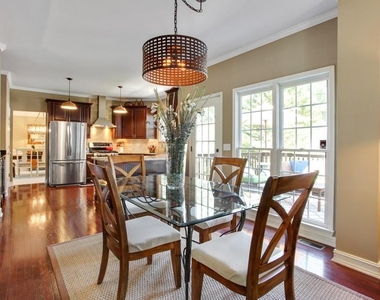 2080 N Bethany Creek Drive - Photo Thumbnail 4