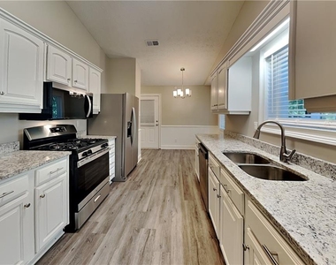 213 Brolley Woods Drive - Photo Thumbnail 3