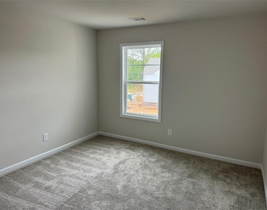 3250 Westgate Park Drive - Photo Thumbnail 12