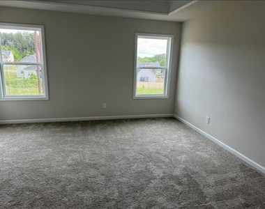 3250 Westgate Park Drive - Photo Thumbnail 9