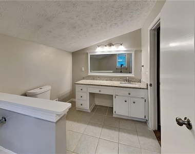 4125 Inola Trail Ne - Photo Thumbnail 7