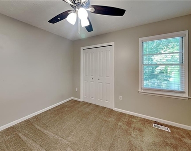 4125 Inola Trail Ne - Photo Thumbnail 13