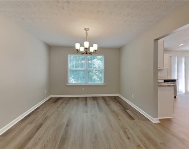 3100 Evergreen Eve Crossing - Photo Thumbnail 4