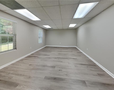 3100 Evergreen Eve Crossing - Photo Thumbnail 17