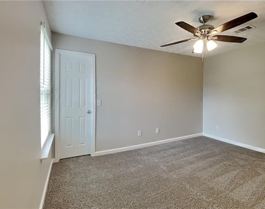 3100 Evergreen Eve Crossing - Photo Thumbnail 13