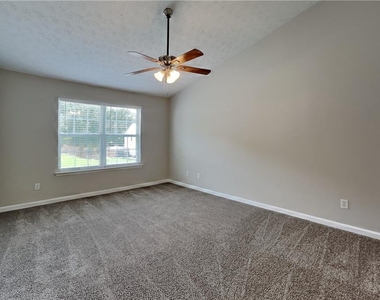 3100 Evergreen Eve Crossing - Photo Thumbnail 7