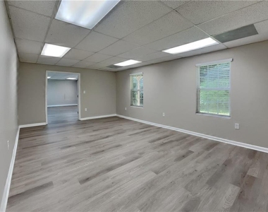 3100 Evergreen Eve Crossing - Photo Thumbnail 18