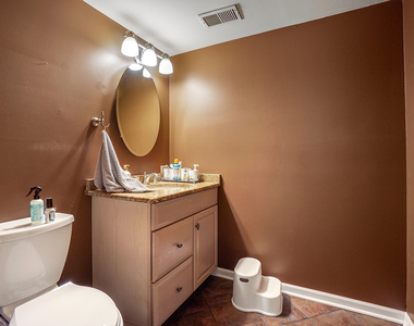 751 Tanglewood Lane - Photo Thumbnail 16