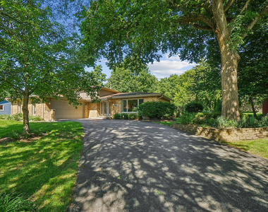 751 Tanglewood Lane - Photo Thumbnail 2
