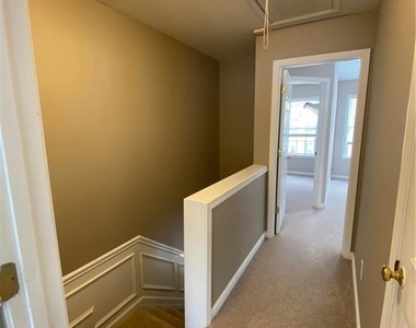 4019 Howell Park Road - Photo Thumbnail 10
