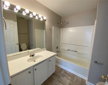 4019 Howell Park Road - Photo Thumbnail 19
