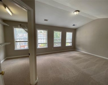 4019 Howell Park Road - Photo Thumbnail 18