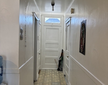 3053 N Elbridge Avenue - Photo Thumbnail 6