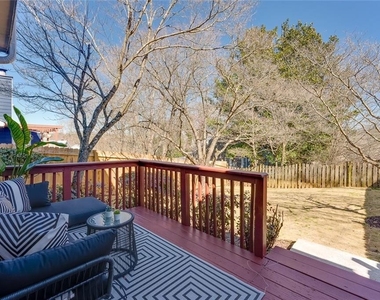 5015 Laurel Springs Way Se - Photo Thumbnail 18