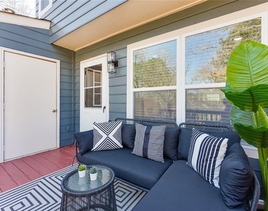 5015 Laurel Springs Way Se - Photo Thumbnail 19